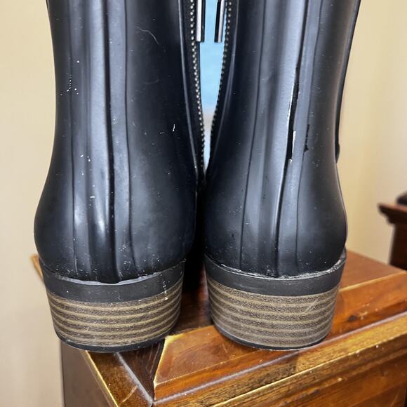 Lucky Brand Boots Shoes Womens Size 10 Black Rubber Waterproof Chelsea Ankle Zip - Picture 8 of 10